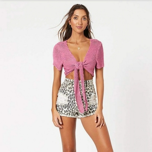 MINK PINK Fierce Shorts Leopard Small denim  high waisted shorts distressed New - Picture 1 of 7